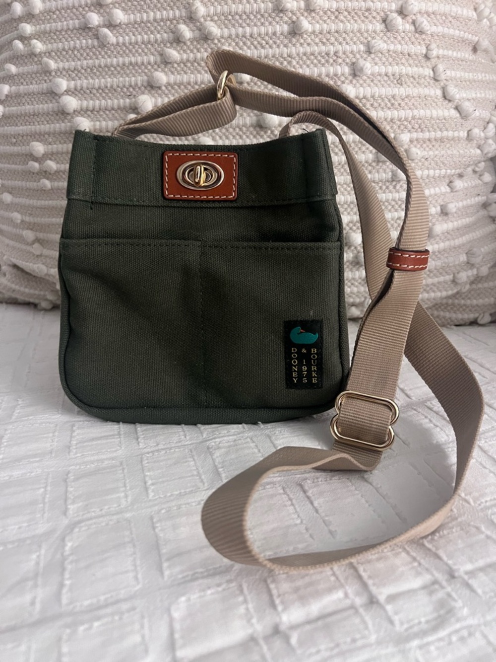 Dooney & Bourke Canvas Crossbody 20 Forest Green Egyptian Cotton Canvas NWT